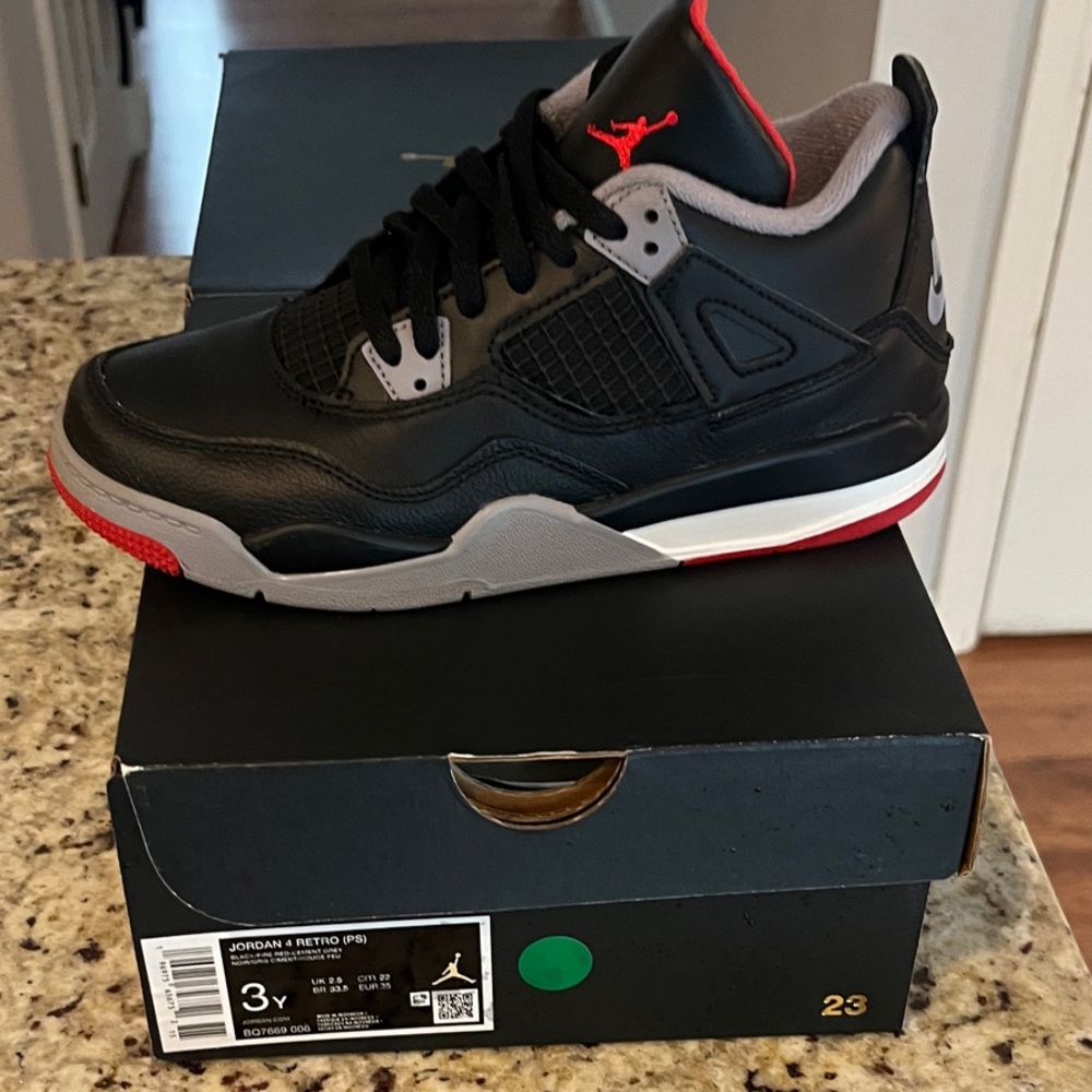 Jordan Retro 4